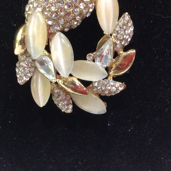 Find fashion peacock necklace. Kinda unique. - Picture 2 of 5